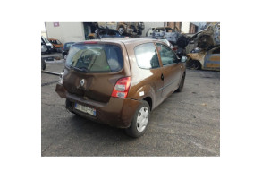 RENAULT TWINGO 2 PHASE 1 1.2i - 16V Photo n°13