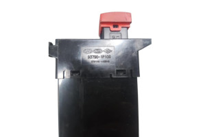 Bouton de warning KIA VENGA Photo n°2 Bouton de warning KIA VENGA Photo n°2
