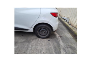 Vitre arriere gauche RENAULT CLIO 4 Photo n°12