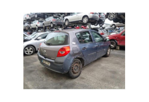 Feu arriere principal gauche (feux) RENAULT CLIO 3 Photo n°10