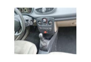Feu arriere principal gauche (feux) RENAULT CLIO 3 Photo n°19