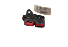 Attache ceinture arriere gauche AUDI A6 3 Photo n°1