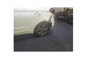 HYUNDAI I 20 3 1.2i - 16V Photo n°12