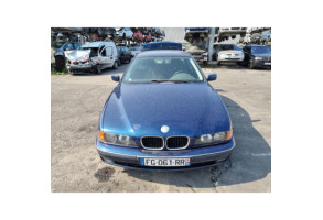 BMW SERIE 5 E39 PHASE 1 525td 2.5D - 12V L6 TURBO Photo n°3
