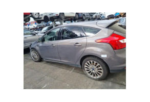 FORD FOCUS 3 PHASE 1 1.0i - 12V TURBO Photo n°12