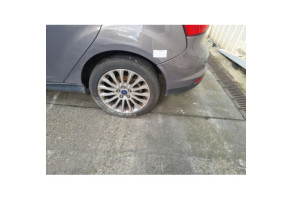 FORD FOCUS 3 PHASE 1 1.0i - 12V TURBO Photo n°13
