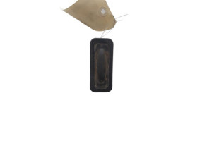 Bouton de coffre RENAULT CLIO 4 Photo n°1