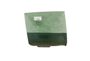 Vitre arriere droit TOYOTA RAV4 2 Photo n°1