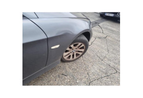 Pare boue avant gauche BMW SERIE 3 E91 Photo n°19