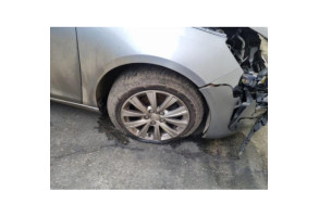 Leve vitre electrique avant droit PEUGEOT 308 2 SW Photo n°16