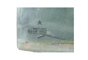 Vitre arriere gauche CITROEN XSARA PICASSO Photo n°2