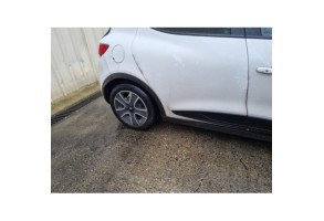 RENAULT CLIO 4 PHASE 1 1.5 DCI - 8V TURBO Photo n°14