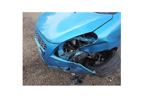 Vitre avant gauche SUZUKI SPLASH Photo n°11