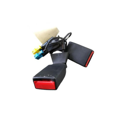 Attache ceinture arriere droit MERCEDES CLASSE A 176