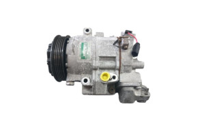 Compresseur clim MERCEDES CLASSE A 168 Photo n°1