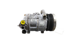 Compresseur clim FIAT PUNTO 3 Photo n°4