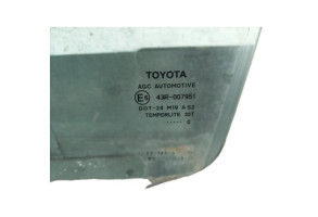 Vitre avant gauche TOYOTA AURIS 1 Photo n°2