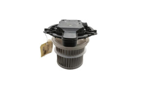 Ventilateur chauffage TOYOTA RAV4 5 Photo n°4 Ventilateur chauffage TOYOTA RAV4 5 Photo n°4