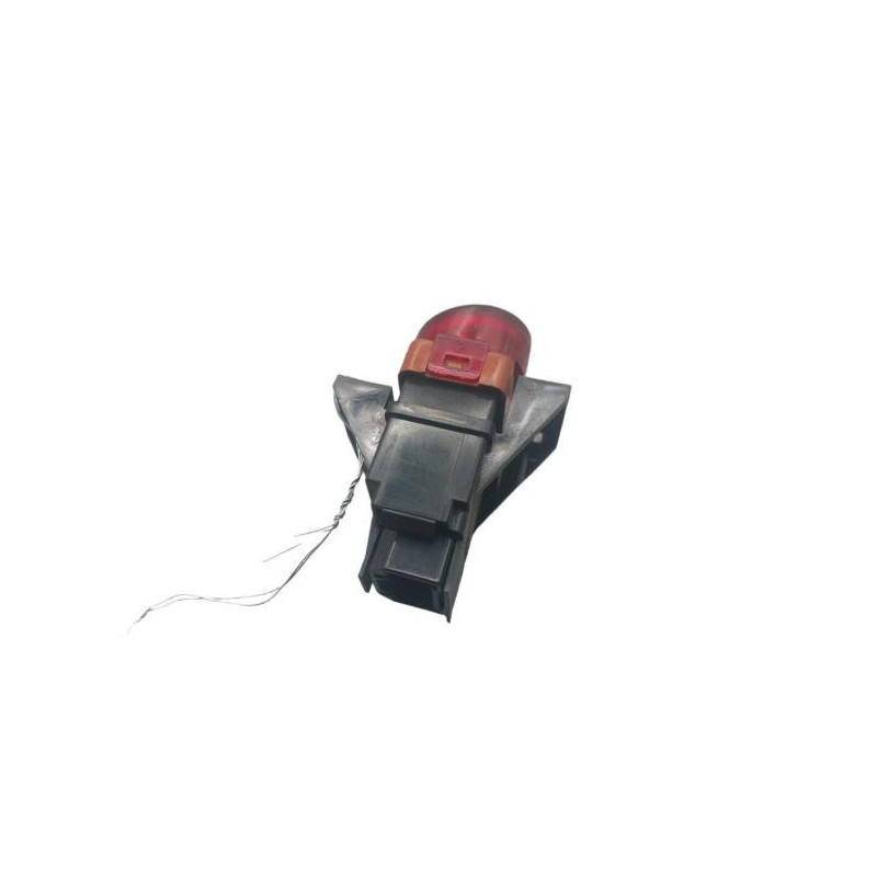 Bouton de warning HONDA CIVIC 8 Photo n°1 Bouton de warning HONDA CIVIC 8 Photo n°1