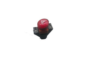 Bouton de warning HONDA CIVIC 8 Photo n°2 Bouton de warning HONDA CIVIC 8 Photo n°2
