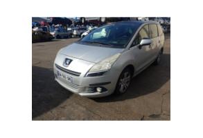 PEUGEOT 5008 1 PHASE 1 1.6 HDI - 16V TURBO Photo n°8