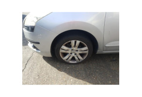 PEUGEOT 5008 1 PHASE 1 1.6 HDI - 16V TURBO Photo n°11