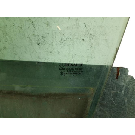 Vitre avant gauche RENAULT CLIO 3