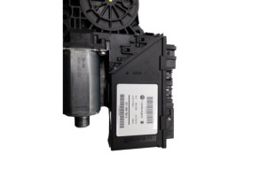 Moteur leve vitre avant droit VOLKSWAGEN TOUAREG 1 Photo n°1