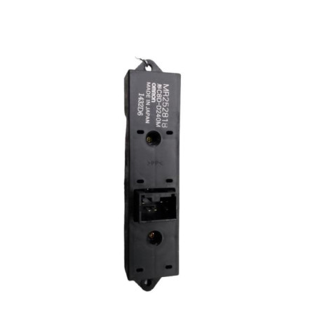 Interrupteur de leve vitre avant droit MITSUBISHI PAJERO 2