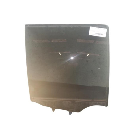 Vitre arriere droit NISSAN PATHFINDER 2