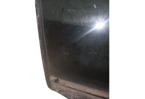 Vitre arriere droit NISSAN PATHFINDER 2 Photo n°2