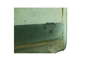 Vitre avant gauche NISSAN PATHFINDER 2 Photo n°1