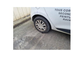 RENAULT CLIO 4 PHASE 2 1.5 DCI - 8V TURBO Photo n°15