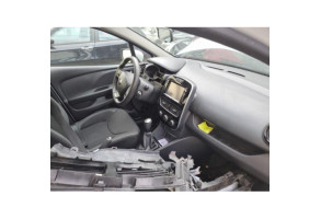 RENAULT CLIO 4 PHASE 2 1.5 DCI - 8V TURBO Photo n°18