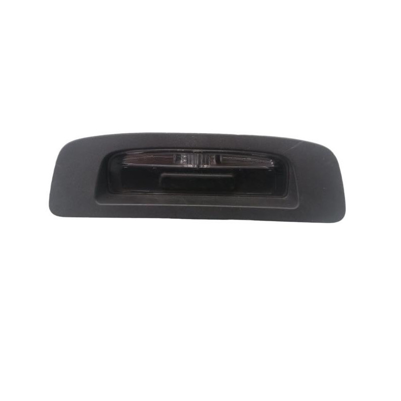 Bouton de coffre OPEL CROSSLAND X Photo n°1