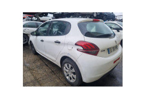 PEUGEOT 208 1 PHASE 2 1.6 BLUE HDI - 8V TURBO Photo n°8