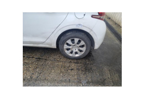 PEUGEOT 208 1 PHASE 2 1.6 BLUE HDI - 8V TURBO Photo n°10