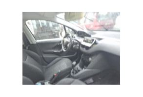 PEUGEOT 208 1 PHASE 2 1.6 BLUE HDI - 8V TURBO Photo n°14