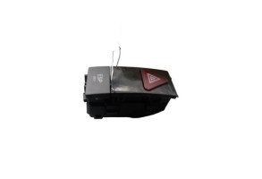 Bouton de warning MERCEDES CLASSE C 204 Photo n°2