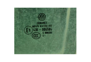 Vitre arriere gauche VOLKSWAGEN GOLF 6 Photo n°2