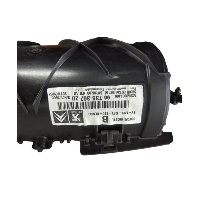 Ecran GPS PEUGEOT 5008 1 Photo n°1