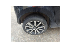 RENAULT TWINGO 3 PHASE 1 1.0i - 12V SCE 70 Photo n°1
