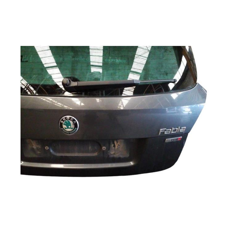 Malle/Hayon arriere SKODA FABIA 2 Photo n°1