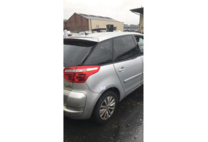 Renfort pare choc avant (traverse) CITROEN C4 PICASSO 1 Photo n°10