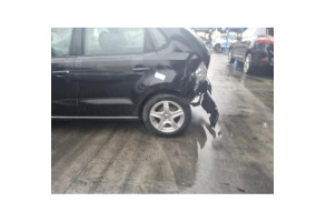 Attache ceinture arriere gauche VOLKSWAGEN POLO 5 Photo n°16