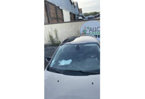 Interrupteur de leve vitre avant droit PEUGEOT 208 1 Photo n°7