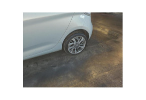 Attache ceinture arriere centrale RENAULT ZOE Photo n°15