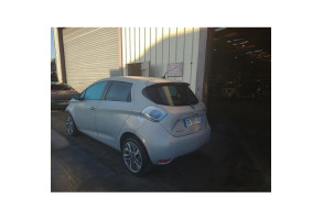 Attache ceinture arriere centrale RENAULT ZOE Photo n°17