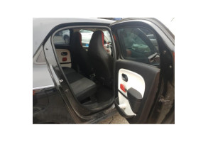 RENAULT TWINGO 3 PHASE 1 1.0i - 12V SCE 70 Photo n°16
