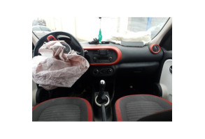 RENAULT TWINGO 3 PHASE 1 1.0i - 12V SCE 70 Photo n°17